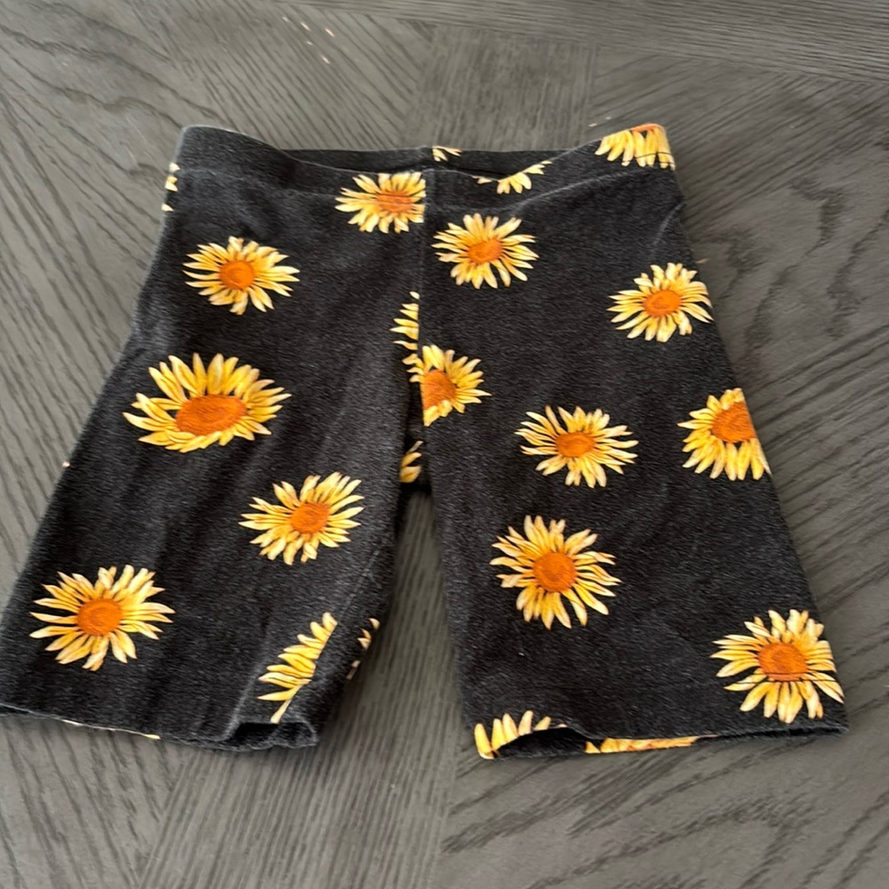 Old Navy Black sunflower shorts